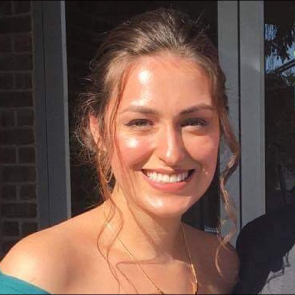 Meet your Posher, Elisha